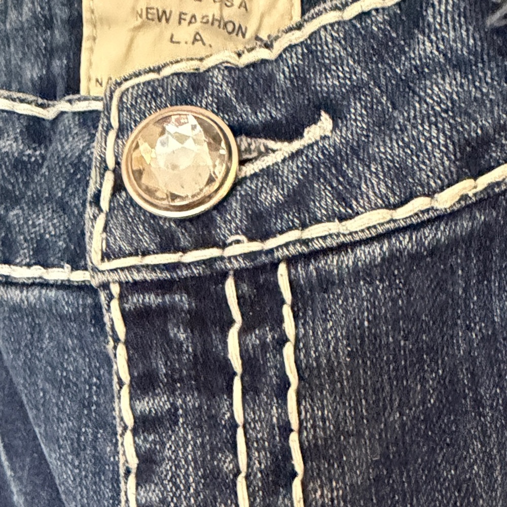 Dark Wash Distressed Women’s Jeans - Navy Blue - Picture 4 of 14